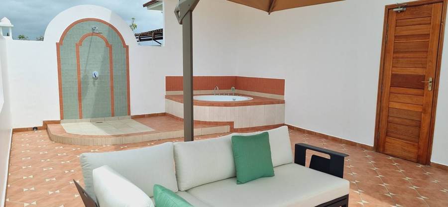 Ocean Front Suite
